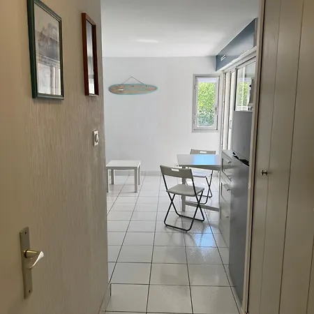 - Avec Piscine דירה *